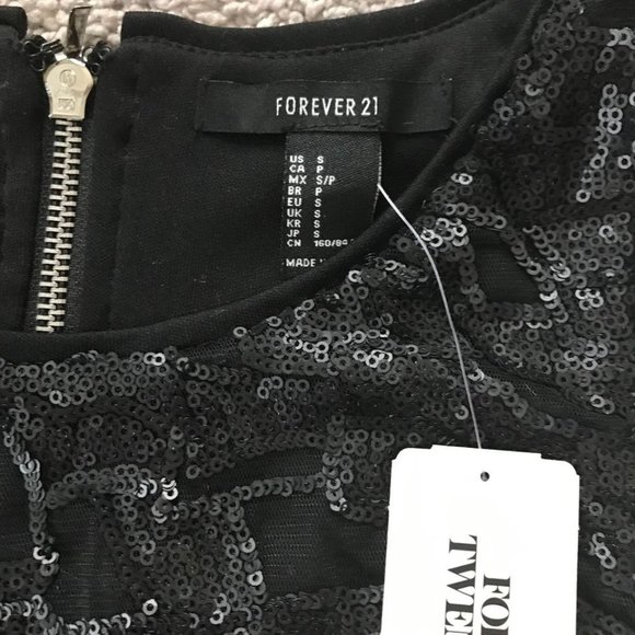 Forever 21 women’s small sleeveless black peplum top with sequins NWT - Picture 3 of 5